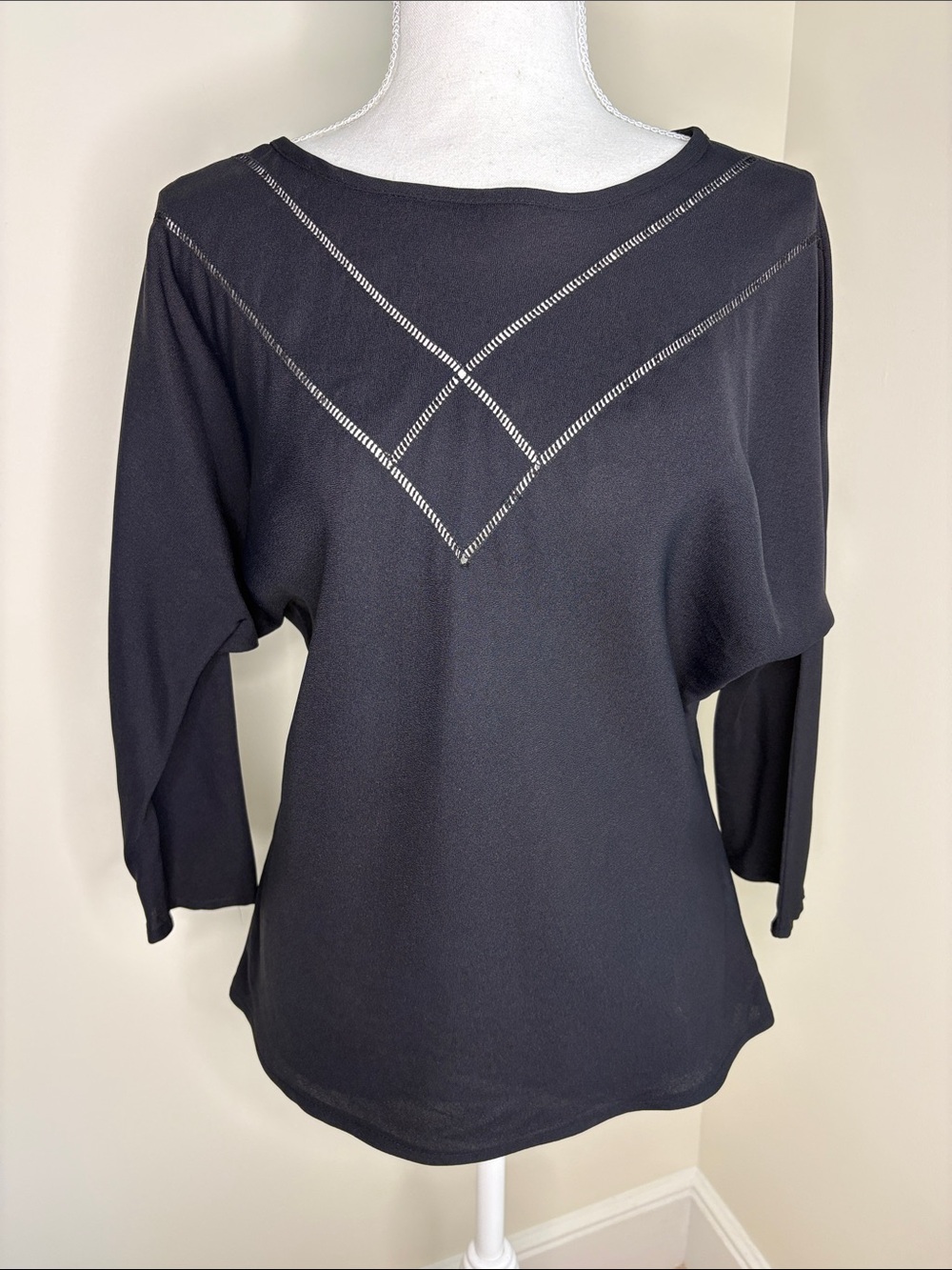 Pea Pod Brand Black Pullover Top with Diamond Stitch Detail. Medium